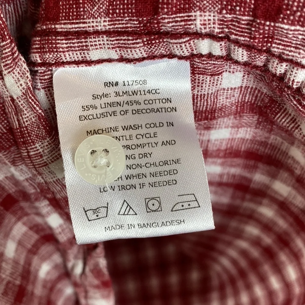 Levi’s Red Checked Western Long Sleeve Button Down Linen Blend Shirt